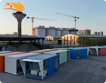 Lyngou Colorful Foldable Prefab Units Before Delivery